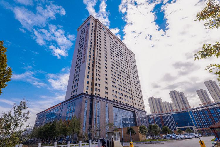 武汉建设工程黄鹤奖颁奖,10项建筑工程获金奖